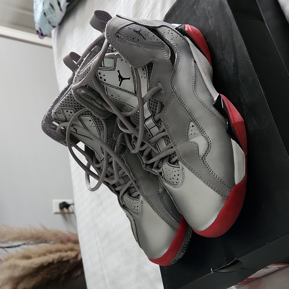 Jordan True flight GG